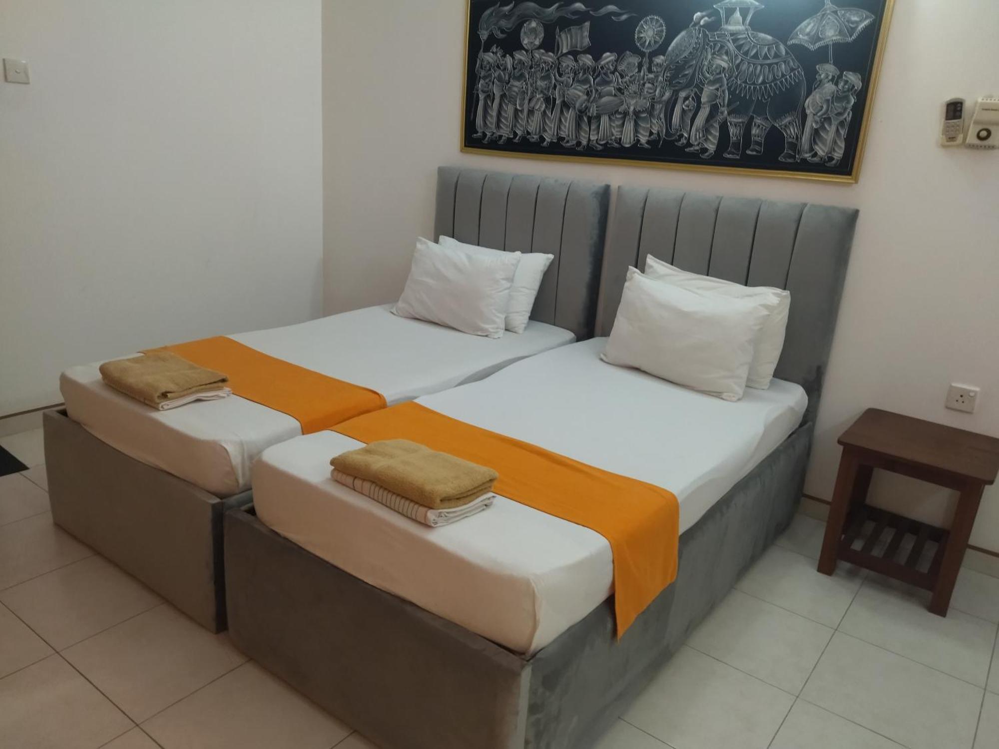 Larn'S Villa Hotel & Apartment واديوفا المظهر الخارجي الصورة
