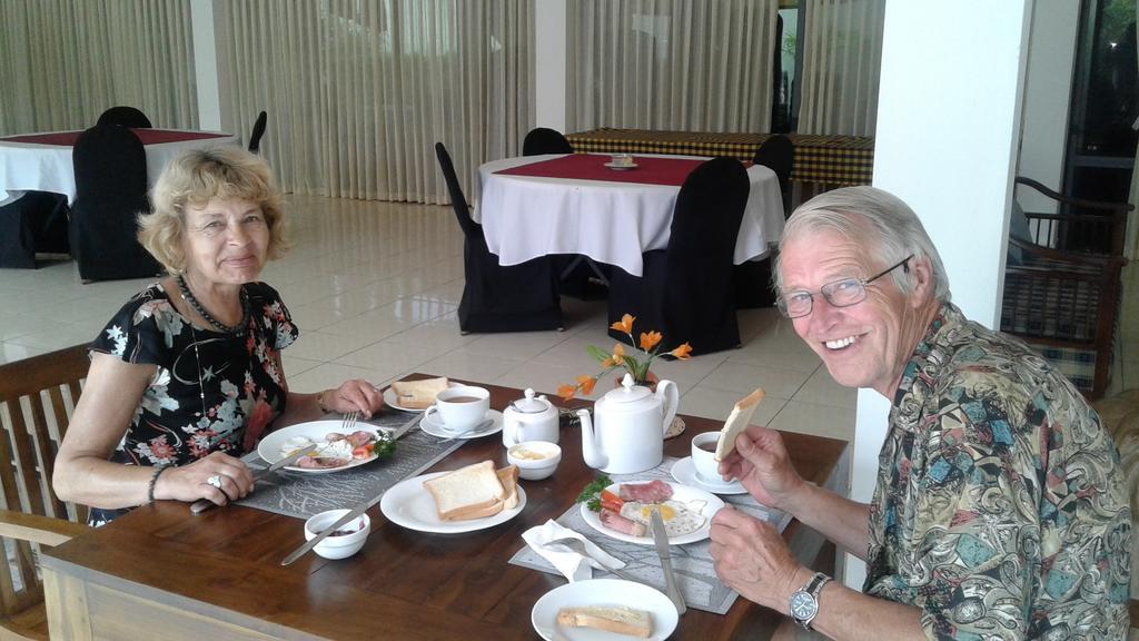 Larn'S Villa Hotel & Apartment واديوفا المظهر الخارجي الصورة